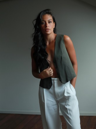 Model Leonie 84619