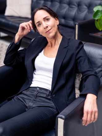 Model Anita 8524