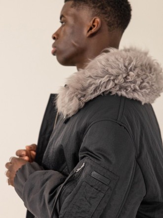 Model Malik 85753