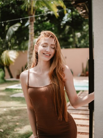 Model Laura 87816