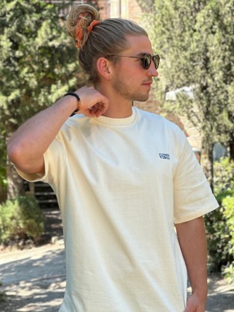 Model Julian 89575