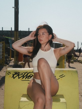 Model Sarah 89961