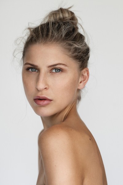 Portfoliobild in der Kategorie Modelbook von Model Sabina 90387 ab Köln
