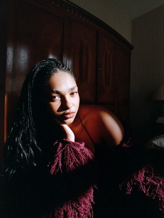 Model Fabienne 92435