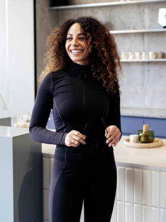 Model Jennifer Melanie 95470