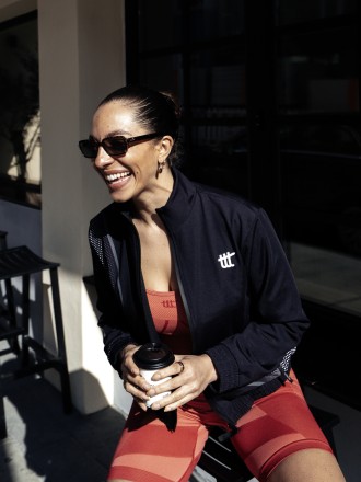 Model Jennifer Melanie 95470