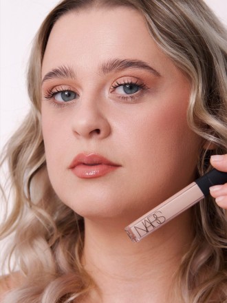 Model Lena 96173