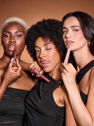 Model Jennifer 99889