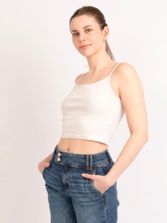 Model Laura 101359