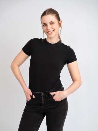 Model Laura 101359