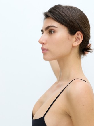 Model Delia  101855