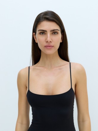 Model Delia  101855