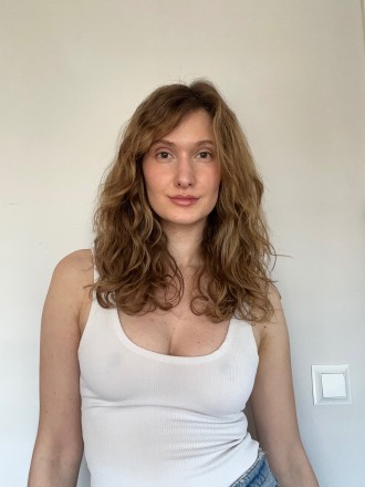 Model Alexandra 101924