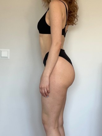 Model Alexandra 101924