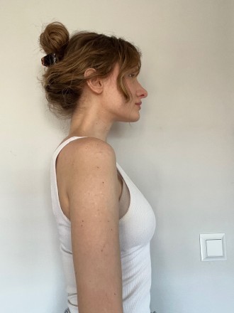 Model Alexandra 101924