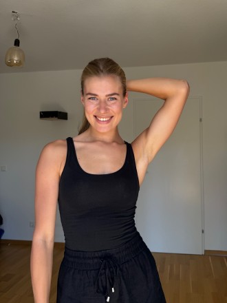 Model Jana 102314
