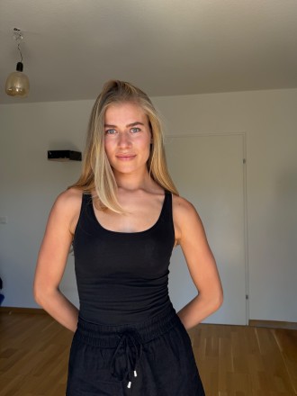 Model Jana 102314