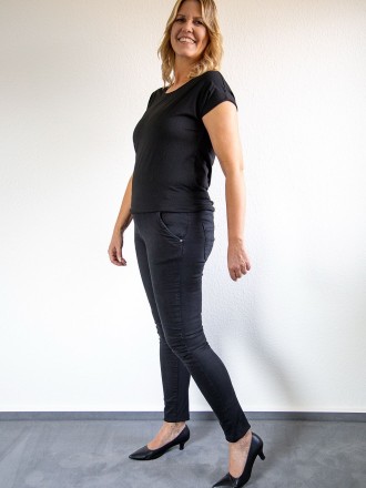 Model Anke 31070