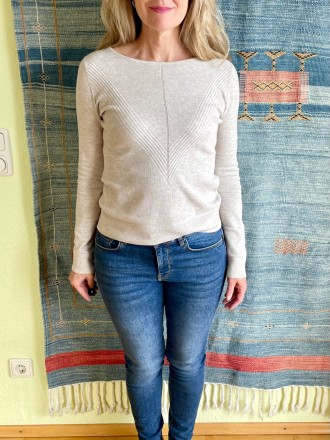 Model Jaana 32914