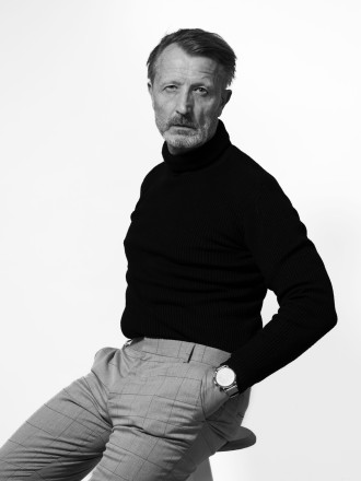Model Mike 35855