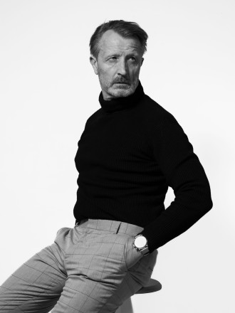 Model Mike 35855