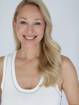 Model Heidi 46808