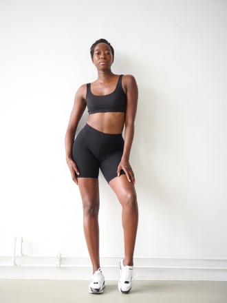 Model Keziah 50786