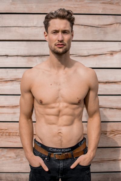 Portfolio picture in the Polaroids category of model Mario 54965 from Hamburg