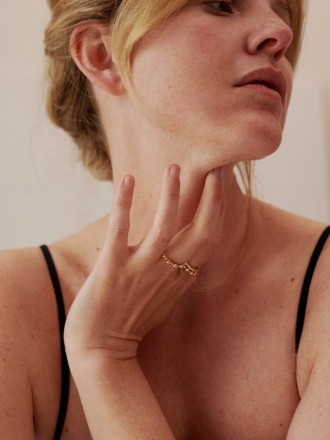 Model Vanessa  55032