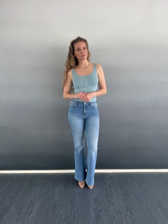 Model Marianne 56140