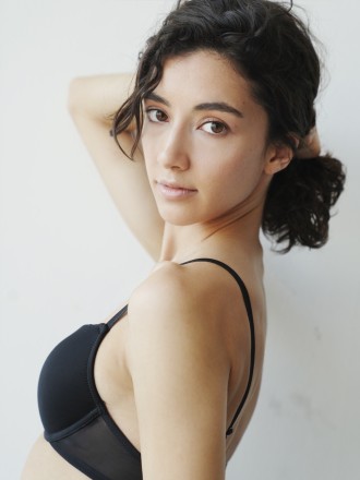 Model Cristina 56644