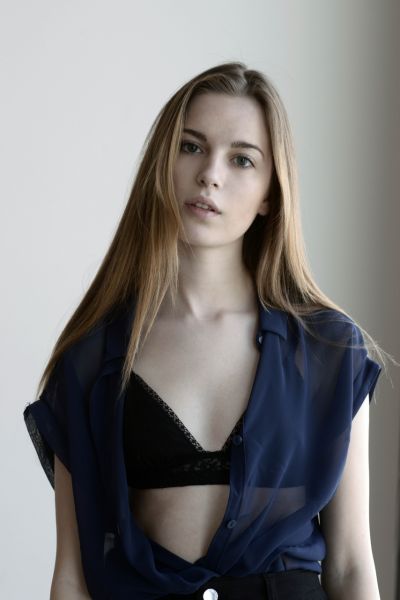 Portfoliobild in der Kategorie Polaroids von Model Oxana 56737 ab Berlin