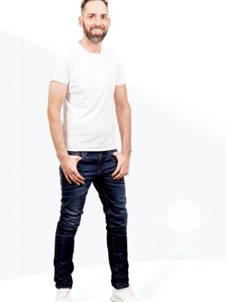 Model Johannes 56952