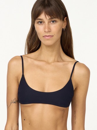 Model Anna 61774