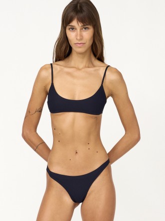Model Anna 61774