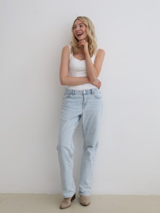 Model Melina 62233