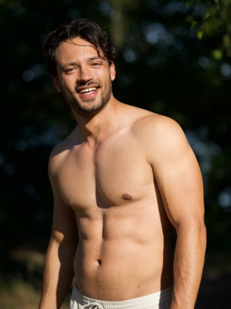 Model Daniel Mukunda 64109