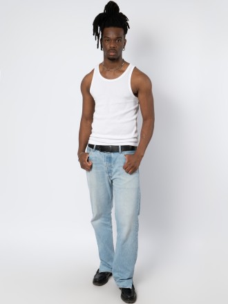 Model William  64272