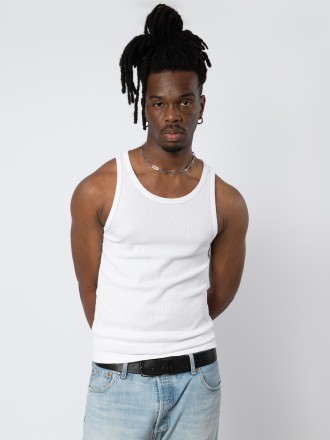 Model William  64272