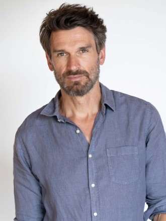 Model Michael 64549