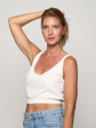 Model Katrin 67224