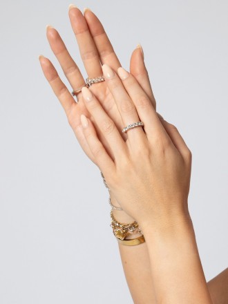 Model Victoria 67987