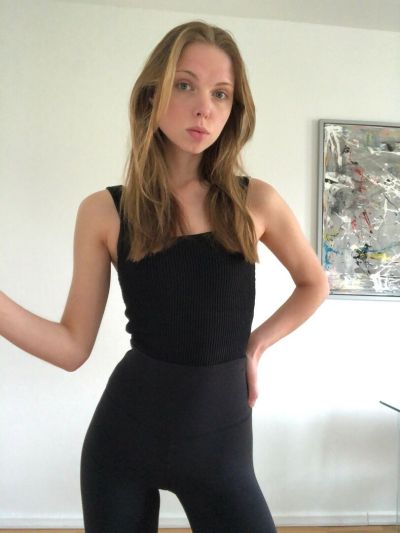 Portfoliobild in der Kategorie Modelbook von Model Johanna 69292 ab Berlin