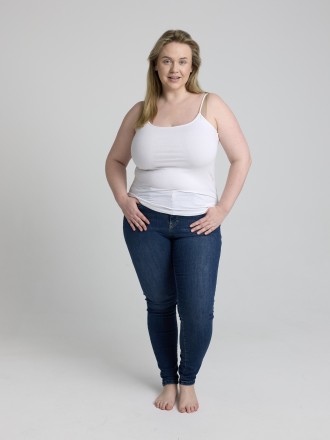 Model Madeleine  69776