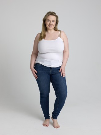 Model Madeleine  69776