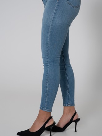 Model Theresia Sofie 73498