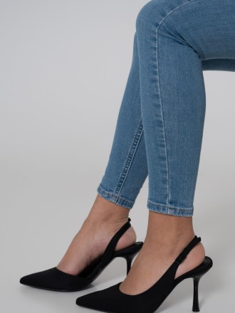 Model Theresia Sofie 73498