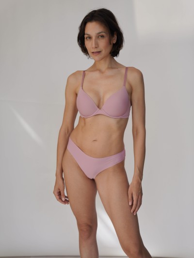 Portfoliobild in der Kategorie Modelbook von Model Antonia 73918 ab Hamburg