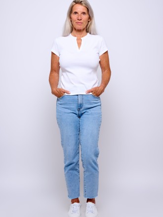 Model Nicole 75248