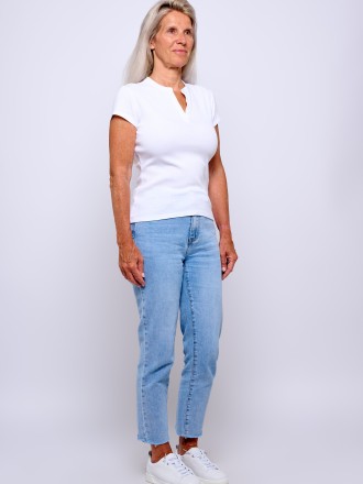 Model Nicole 75248
